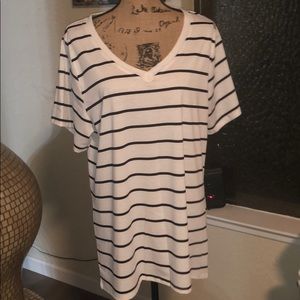 Lularoe New W/O tags Christy Size 2XL